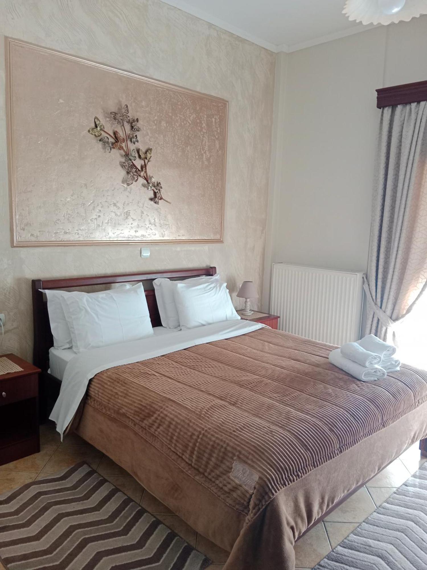 Xenonas Arxontiko Apartamento Káto Loutrákion Exterior foto