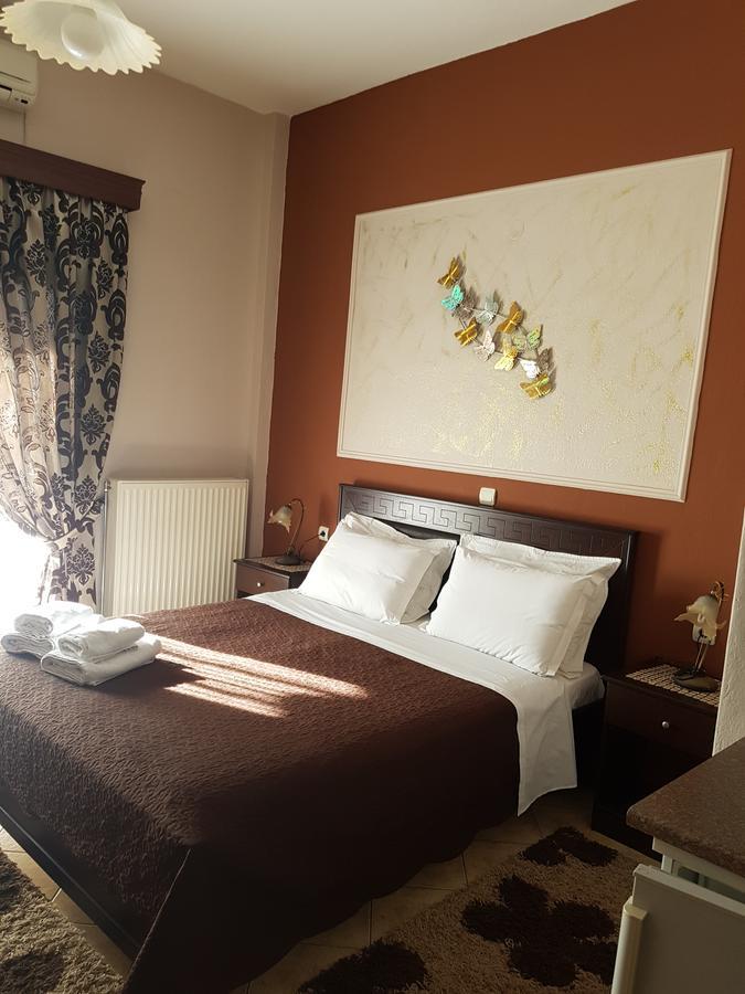 Xenonas Arxontiko Apartamento Káto Loutrákion Exterior foto