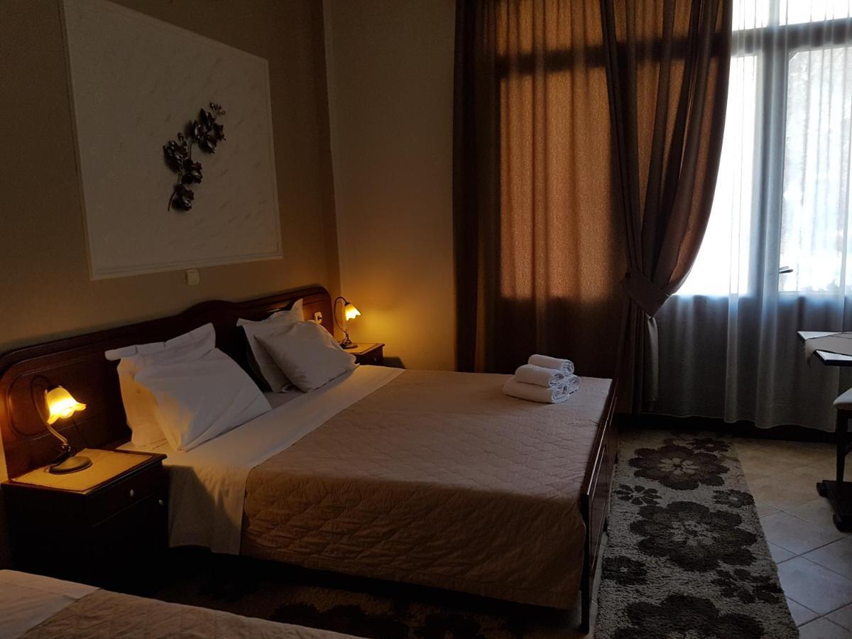 Xenonas Arxontiko Apartamento Káto Loutrákion Quarto foto